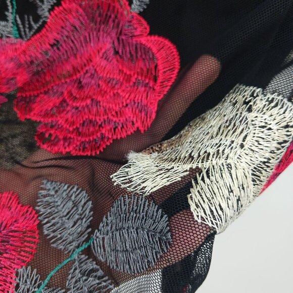 Vince Camuto Floral Embroidered Sleeveless Black Dress Size 10 NWOT - Picture 12 of 16